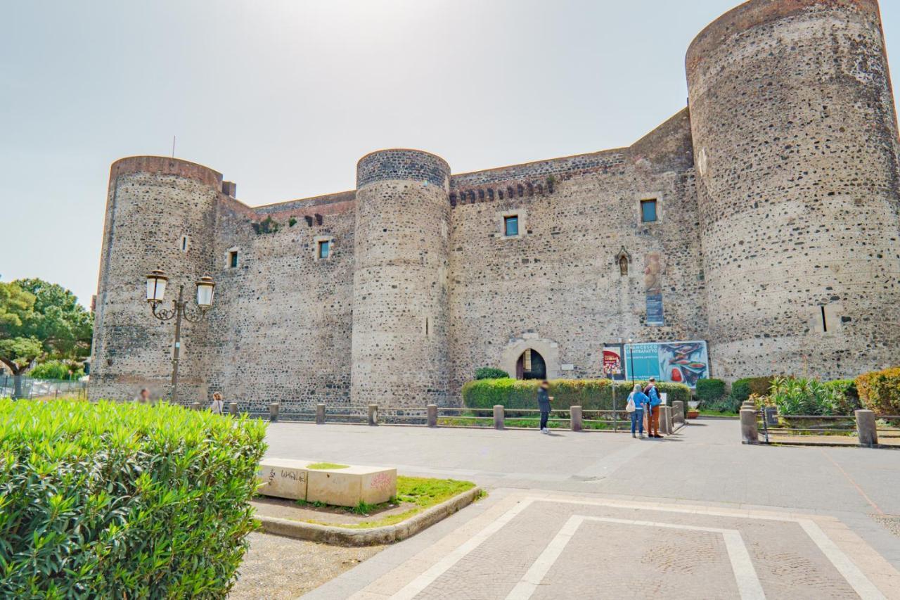 Castle Living Apartamento Catânia Exterior foto